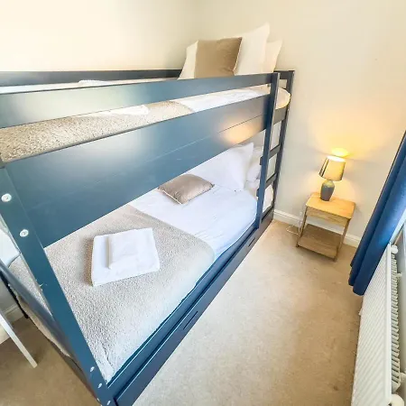 Buckingham House - Sleeps 6 With Parking & Wifi York